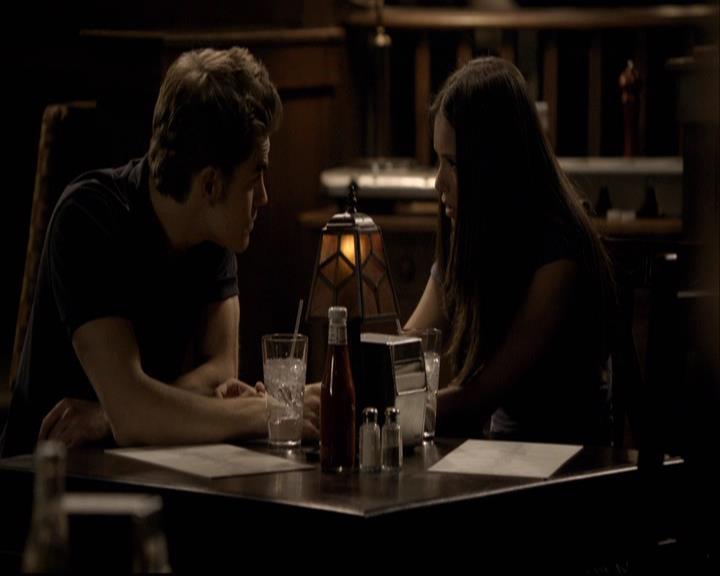 VampireDiariesWorld-dot-org_2x04MemoryLane1993.jpg