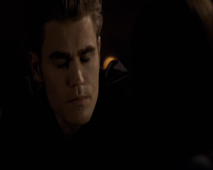 VampireDiariesWorld-dot-org_2x04MemoryLane2015.jpg