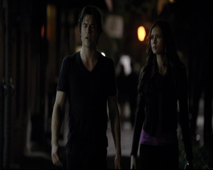 VampireDiariesWorld-dot-org_2x04MemoryLane2066.jpg