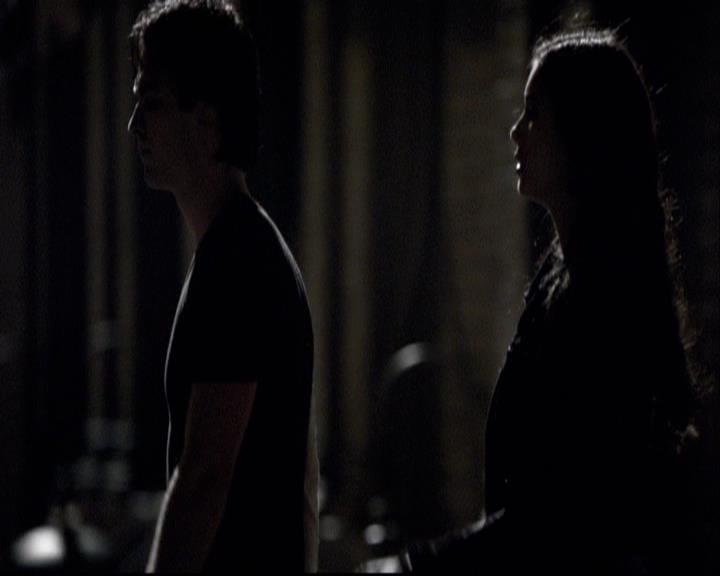 VampireDiariesWorld-dot-org_2x04MemoryLane2070.jpg