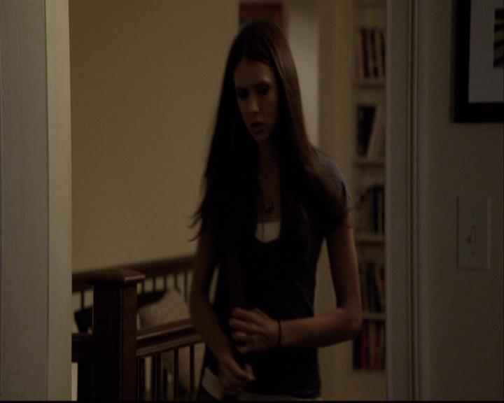 VampireDiariesWorld-dot-org_2x04MemoryLane2093.jpg