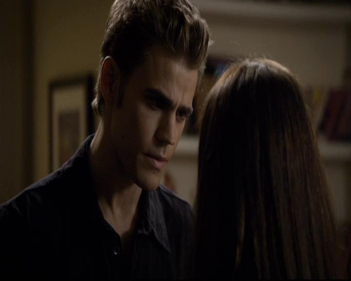 VampireDiariesWorld-dot-org_2x04MemoryLane2136.jpg