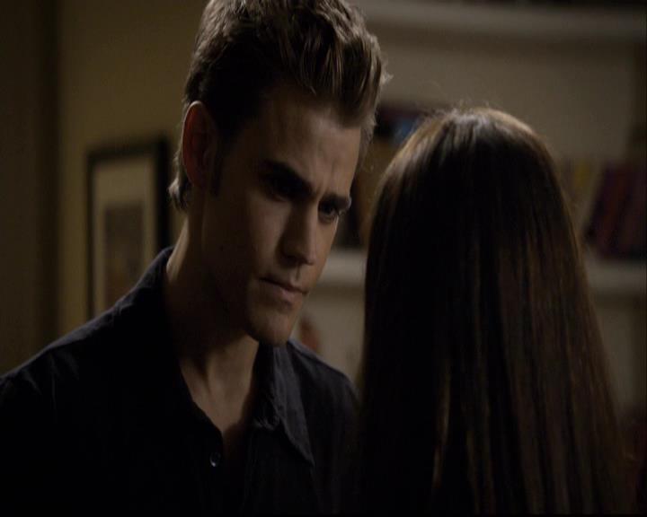 VampireDiariesWorld-dot-org_2x04MemoryLane2137.jpg