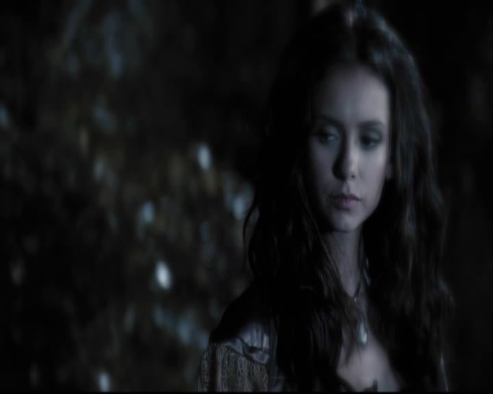 VampireDiariesWorld-dot-org_2x04MemoryLane2188.jpg
