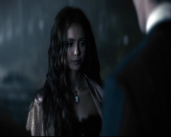 VampireDiariesWorld-dot-org_2x04MemoryLane2194.jpg