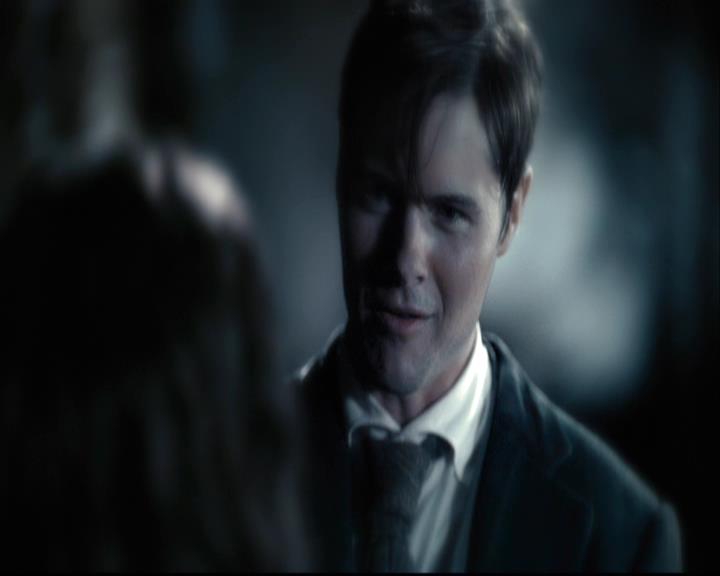 VampireDiariesWorld-dot-org_2x04MemoryLane2212.jpg