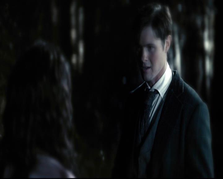 VampireDiariesWorld-dot-org_2x04MemoryLane2215.jpg