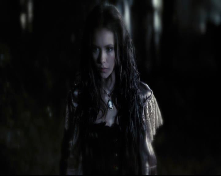 VampireDiariesWorld-dot-org_2x04MemoryLane2223.jpg