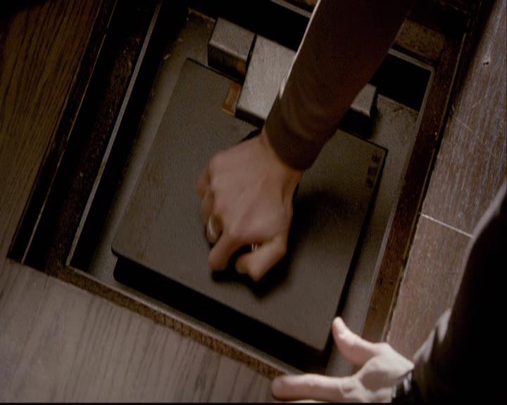 VampireDiariesWorld-dot-org_2x05KillOrBeKilled0147.jpg