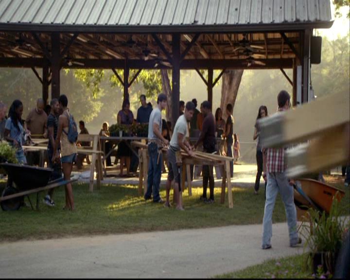 VampireDiariesWorld-dot-org_2x05KillOrBeKilled0635.jpg