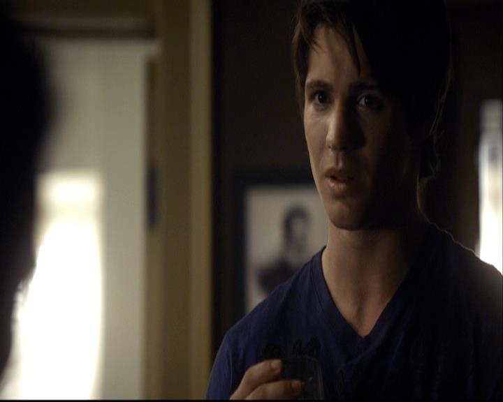 VampireDiariesWorld-dot-org_2x05KillOrBeKilled1206.jpg