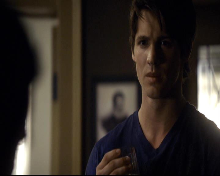 VampireDiariesWorld-dot-org_2x05KillOrBeKilled1212.jpg