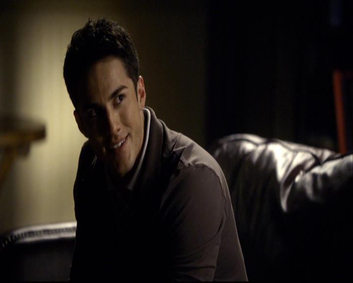 VampireDiariesWorld-dot-org_2x05KillOrBeKilled1223.jpg