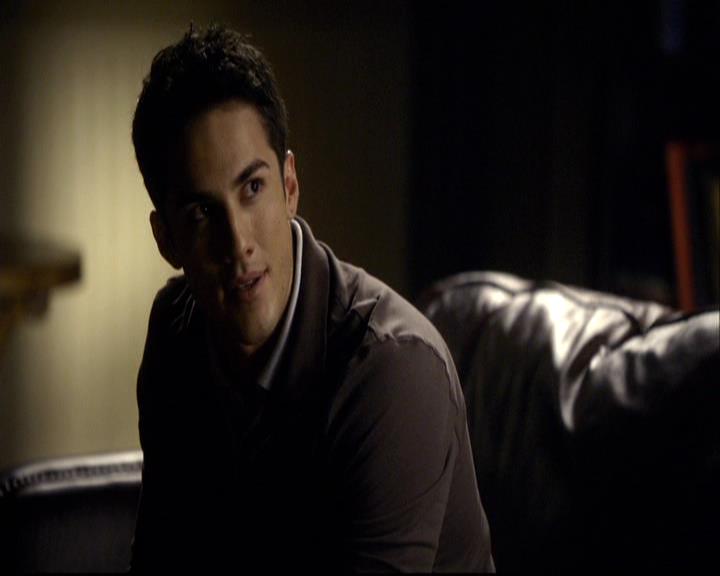 VampireDiariesWorld-dot-org_2x05KillOrBeKilled1224.jpg