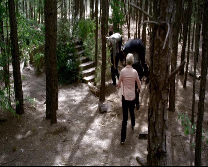 VampireDiariesWorld-dot-org_2x05KillOrBeKilled1237.jpg