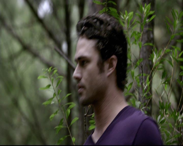VampireDiariesWorld-dot-org_2x05KillOrBeKilled1247.jpg