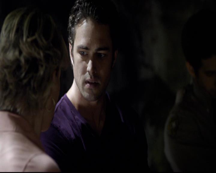 VampireDiariesWorld-dot-org_2x05KillOrBeKilled1270.jpg