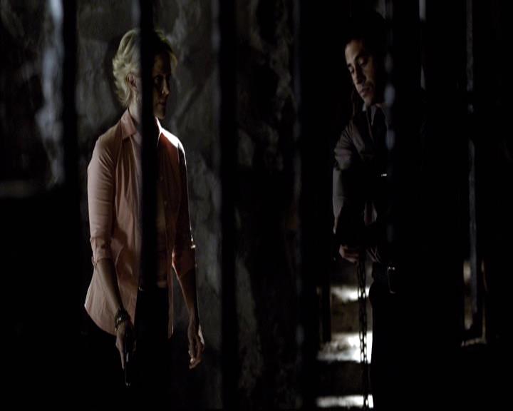 VampireDiariesWorld-dot-org_2x05KillOrBeKilled1281.jpg