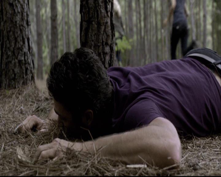 VampireDiariesWorld-dot-org_2x05KillOrBeKilled1337.jpg