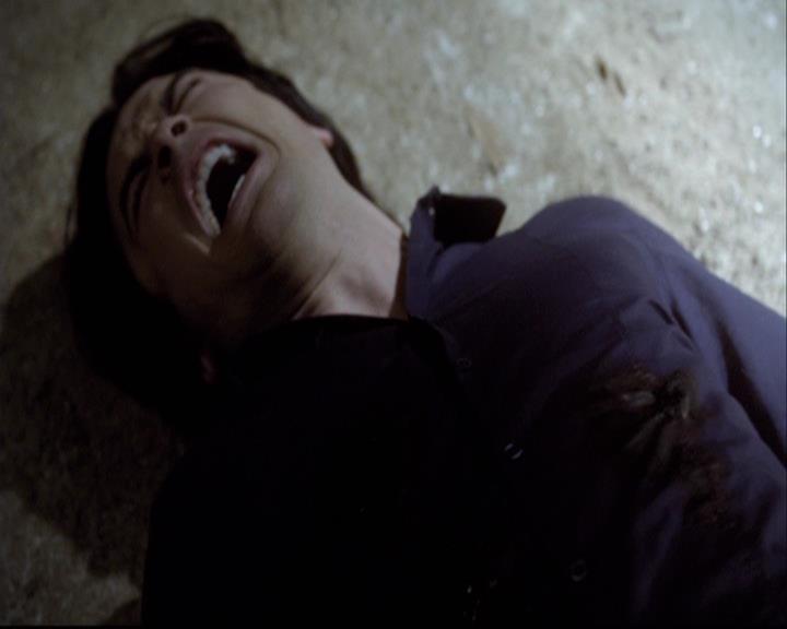 VampireDiariesWorld-dot-org_2x05KillOrBeKilled1346.jpg