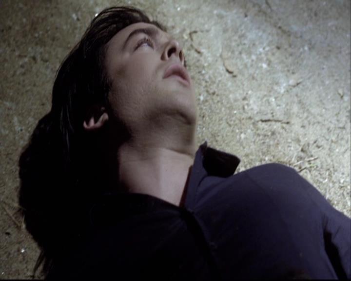 VampireDiariesWorld-dot-org_2x05KillOrBeKilled1350.jpg