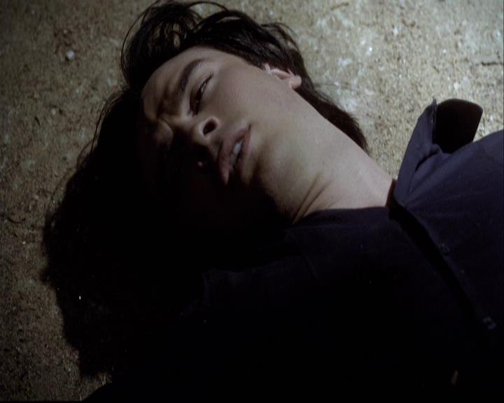 VampireDiariesWorld-dot-org_2x05KillOrBeKilled1382.jpg