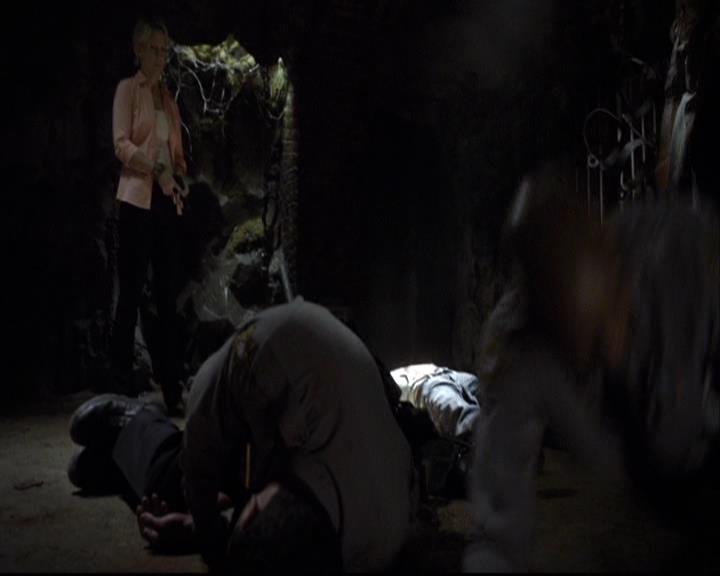 VampireDiariesWorld-dot-org_2x05KillOrBeKilled1446.jpg