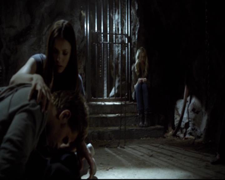 VampireDiariesWorld-dot-org_2x05KillOrBeKilled1469.jpg