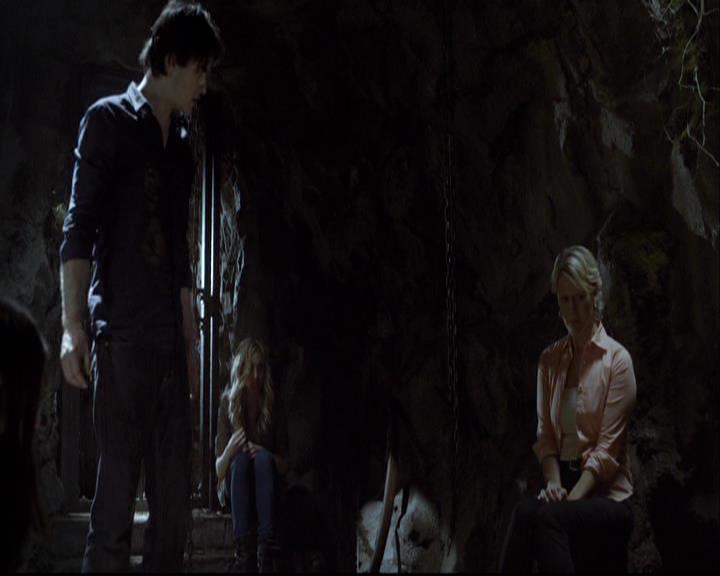 VampireDiariesWorld-dot-org_2x05KillOrBeKilled1525.jpg