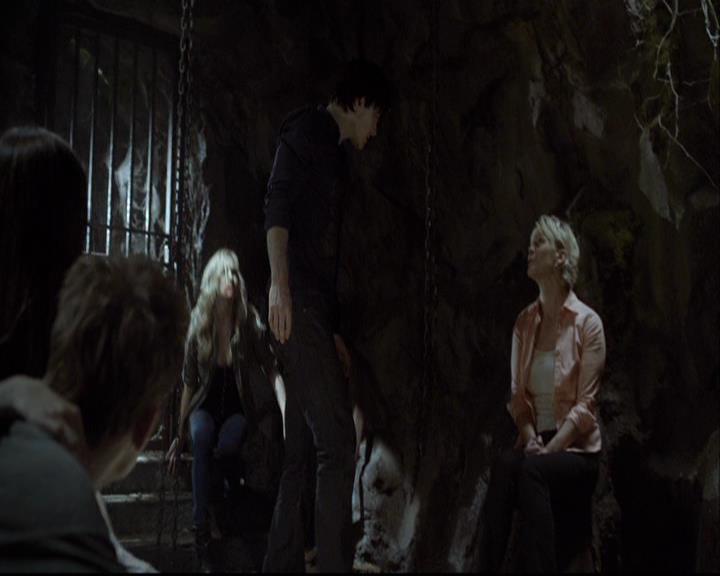 VampireDiariesWorld-dot-org_2x05KillOrBeKilled1541.jpg