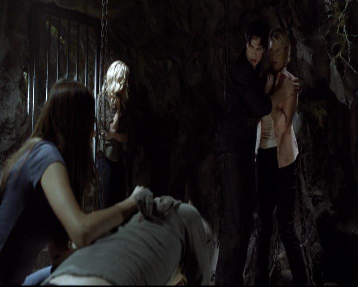 VampireDiariesWorld-dot-org_2x05KillOrBeKilled1563.jpg