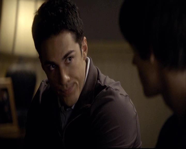 VampireDiariesWorld-dot-org_2x05KillOrBeKilled1570.jpg