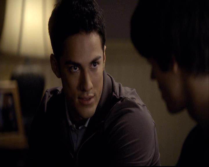 VampireDiariesWorld-dot-org_2x05KillOrBeKilled1587.jpg