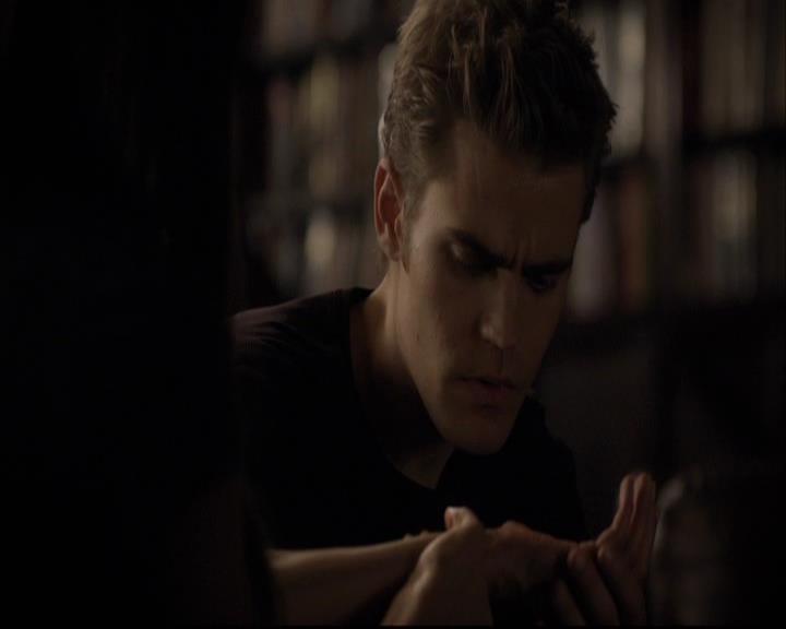 VampireDiariesWorld-dot-org_2x05KillOrBeKilled2115.jpg
