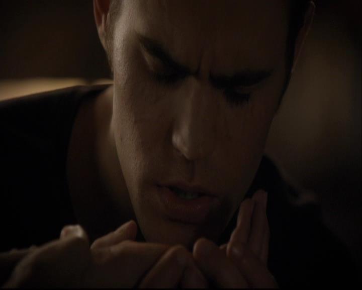 VampireDiariesWorld-dot-org_2x05KillOrBeKilled2120.jpg