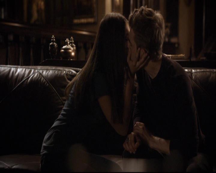 VampireDiariesWorld-dot-org_2x05KillOrBeKilled2142.jpg