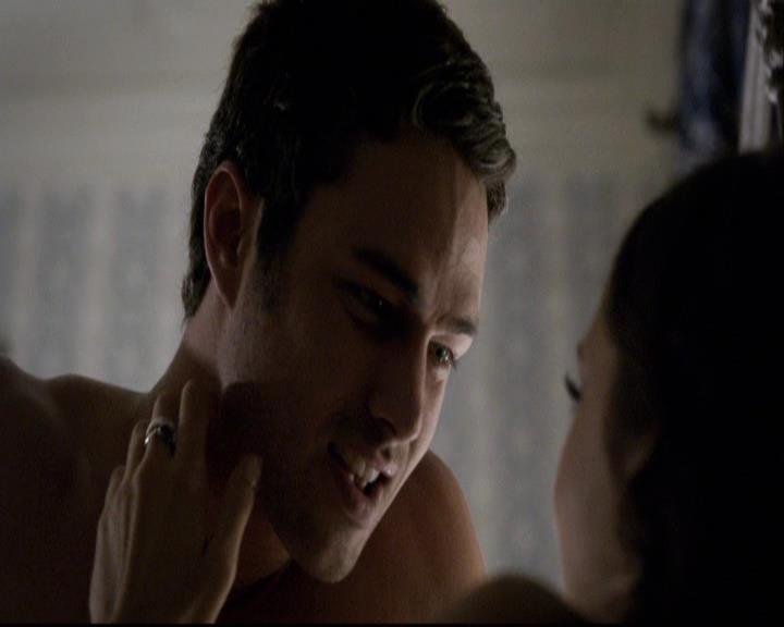 VampireDiariesWorld-dot-org_2x06PlanB0043.jpg