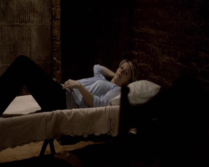 VampireDiariesWorld-dot-org_2x06PlanB0325.jpg