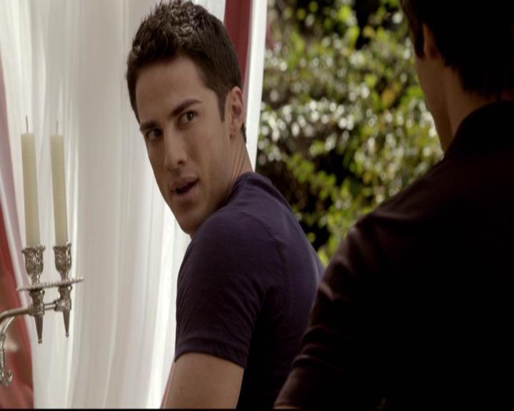 VampireDiariesWorld-dot-org_2x06PlanB0704.jpg