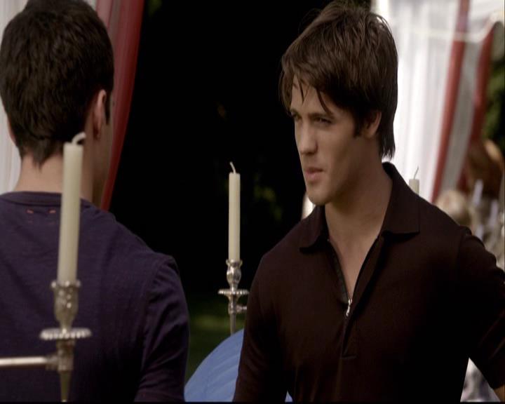 VampireDiariesWorld-dot-org_2x06PlanB0711.jpg