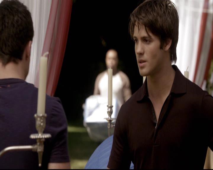 VampireDiariesWorld-dot-org_2x06PlanB0716.jpg