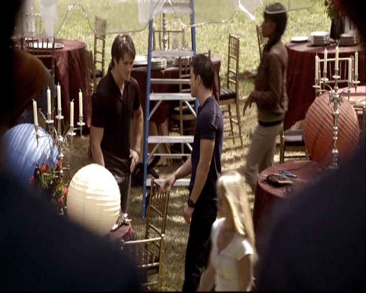 VampireDiariesWorld-dot-org_2x06PlanB0724.jpg