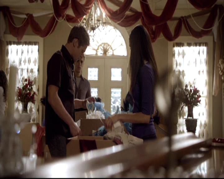 VampireDiariesWorld-dot-org_2x06PlanB1098.jpg