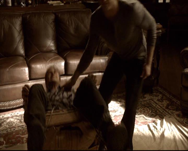 VampireDiariesWorld-dot-org_2x06PlanB1177.jpg