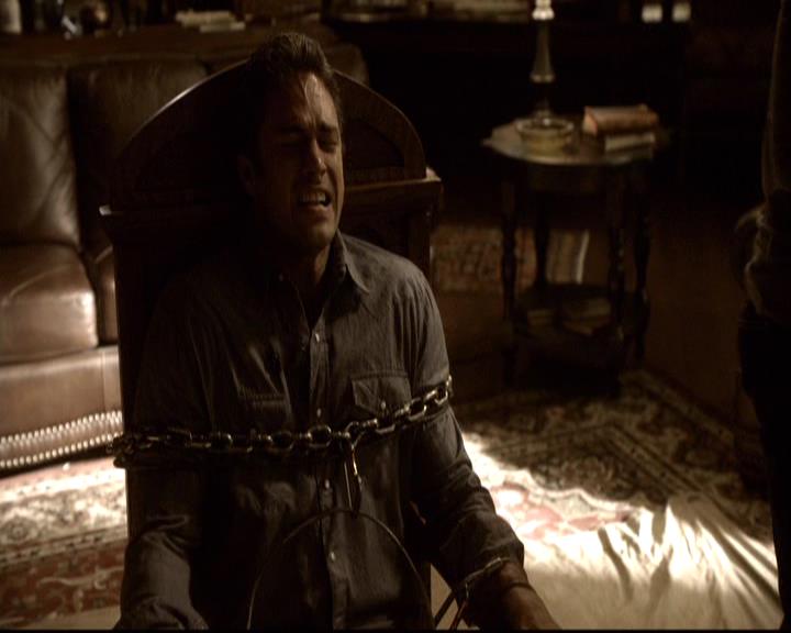 VampireDiariesWorld-dot-org_2x06PlanB1178.jpg