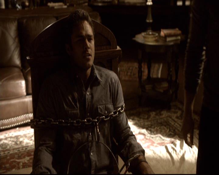 VampireDiariesWorld-dot-org_2x06PlanB1179.jpg
