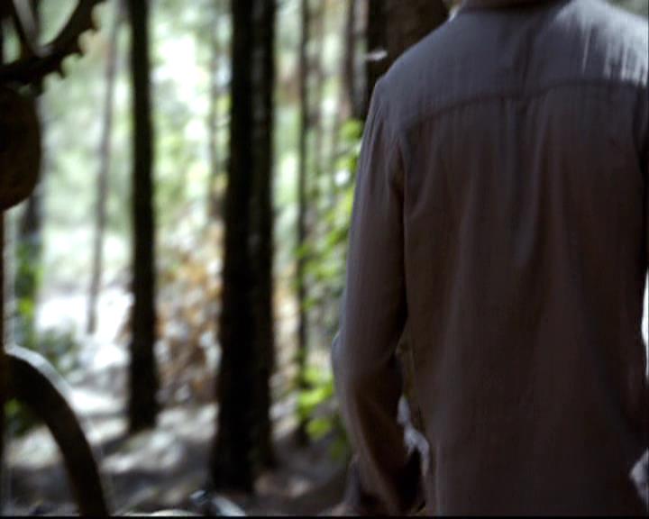 VampireDiariesWorld-dot-org_2x06PlanB1220.jpg
