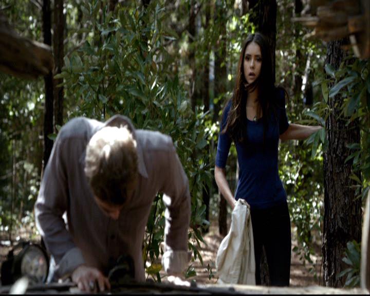 VampireDiariesWorld-dot-org_2x06PlanB1226.jpg