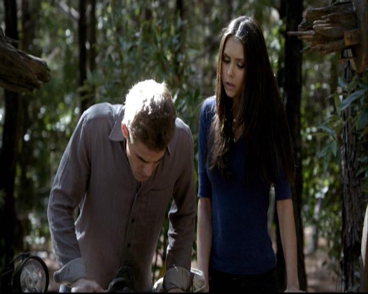VampireDiariesWorld-dot-org_2x06PlanB1230.jpg