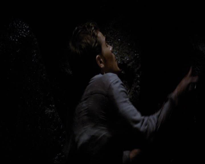 VampireDiariesWorld-dot-org_2x06PlanB1274.jpg